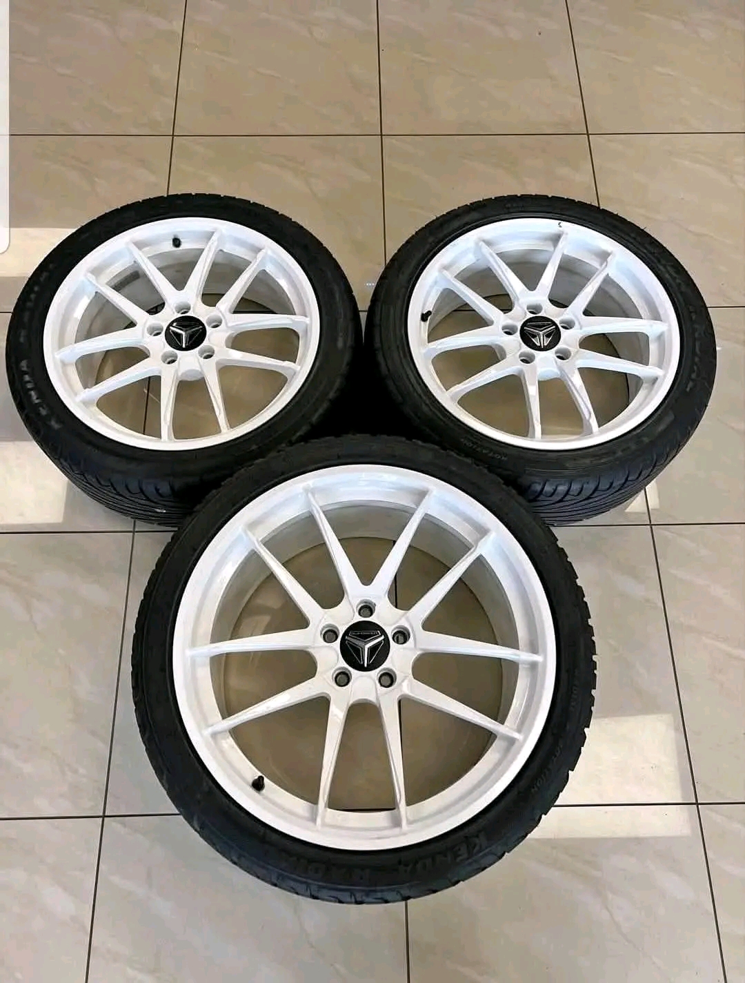 Polaris Slingshot Rims and Tires